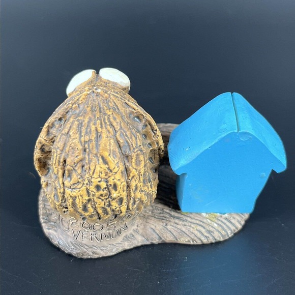 Shade Tree Creations Vernon 2005 Lottery Nut Resin Mini Figurine Novelty Humor - Picture 3 of 11